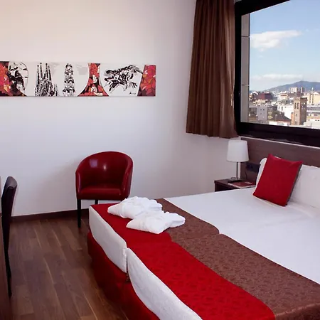 4 Hotel