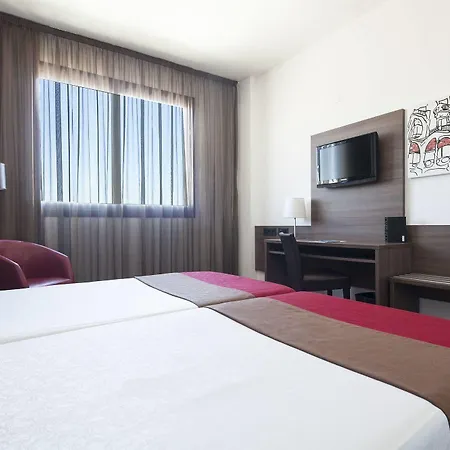Hotel 4 4*