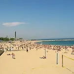 بيست 4 فندق برشلونة