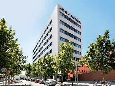 4 Hotel 4*