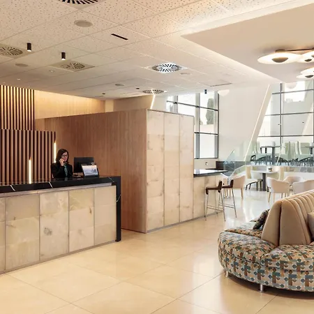 Hotell 4