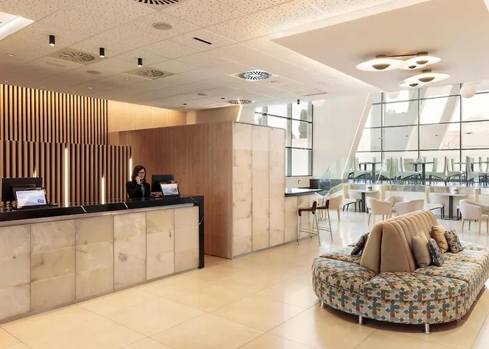Hotel 4